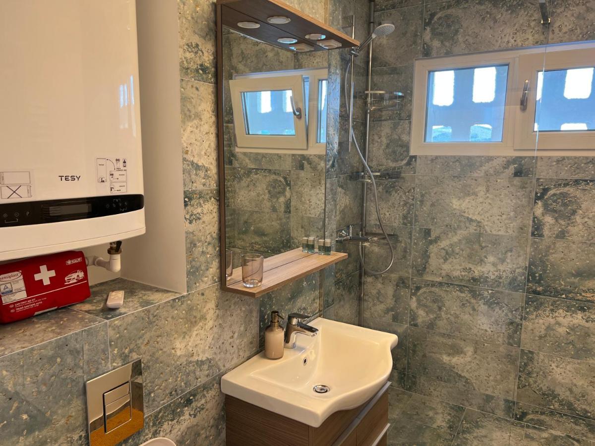 GuestHouse Mili Orşova Eksteriør billede